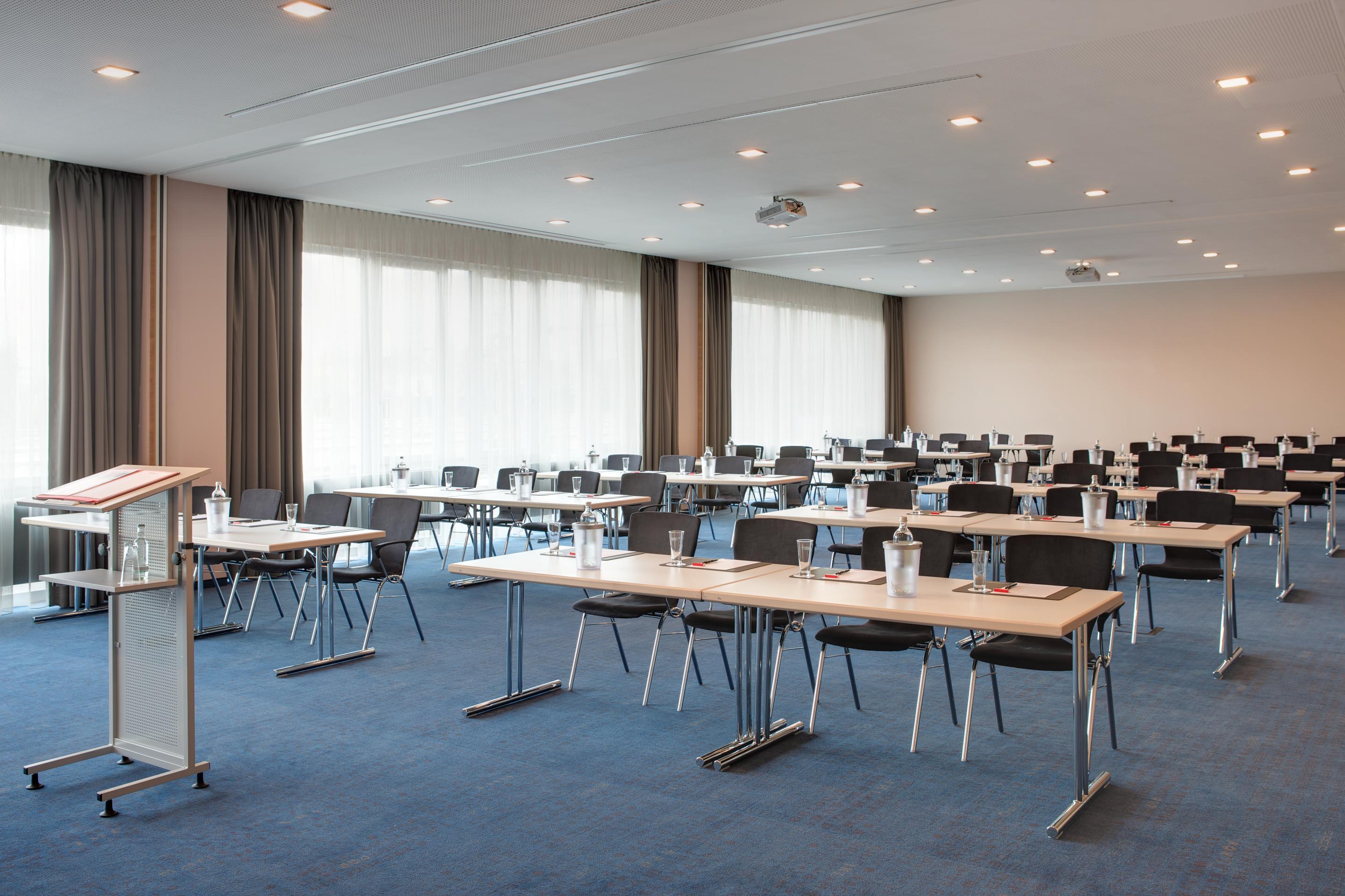 Intercityhotel דארמשטאדט מראה חיצוני תמונה