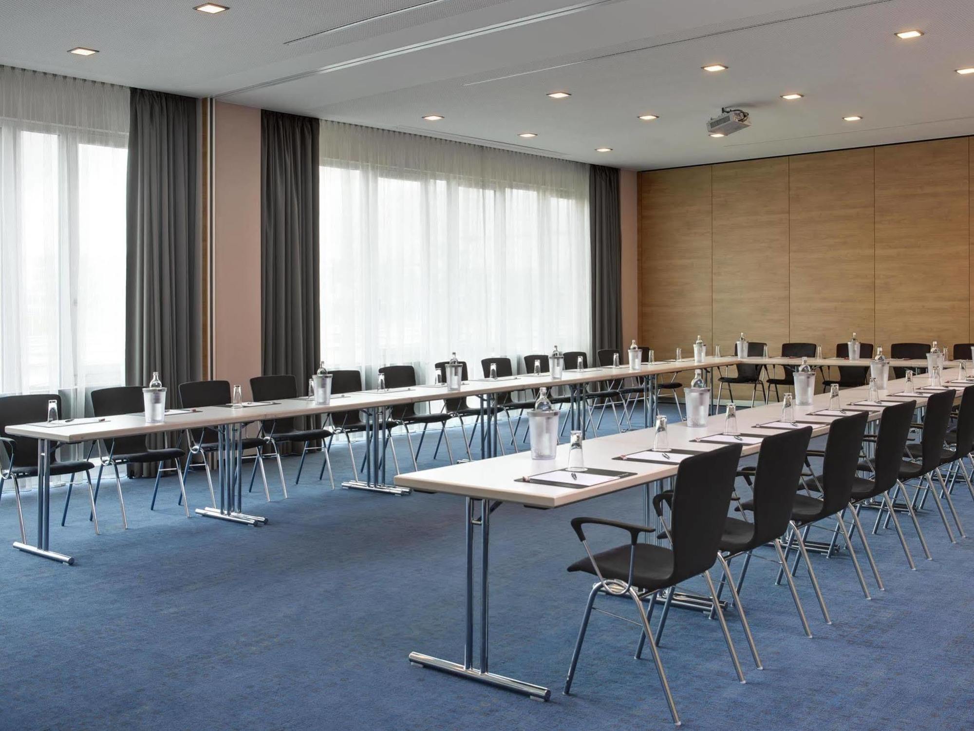 Intercityhotel דארמשטאדט מראה חיצוני תמונה