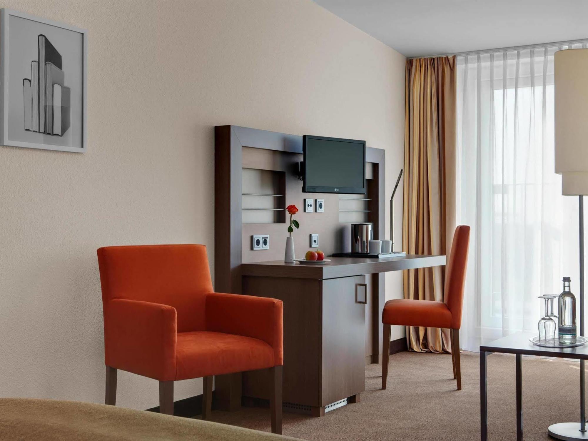 Intercityhotel דארמשטאדט מראה חיצוני תמונה